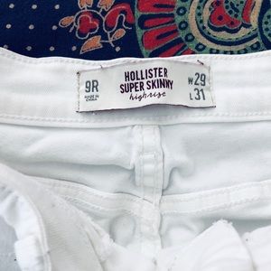 White Skinny Jeans ( High Waisted )